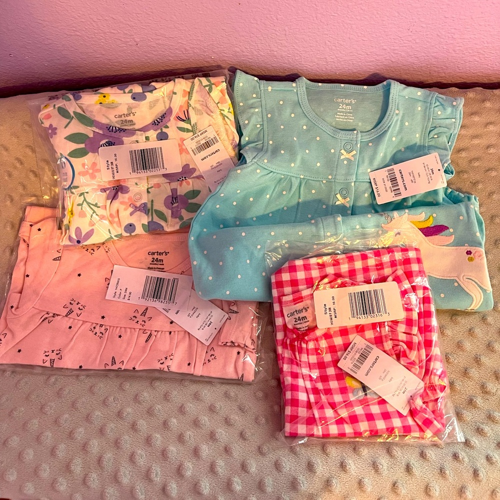 Carter’s 24 month girls snap up romper